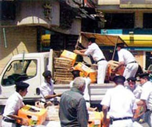   مصر اليوم - إزالة 120 مخالفة إشغالات في شوارع وطرق في حملة أمنية في بنها