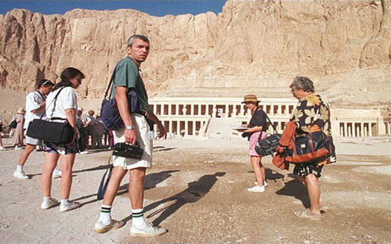   مصر اليوم - رئيس هيئة تنشيط السياحة يدعو السيّاح الأوكرانيّين إلى زيارة مصر