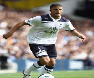   مصر اليوم - توتنهام يمدد عقد لاعبه كايل ووكر حتى 2019