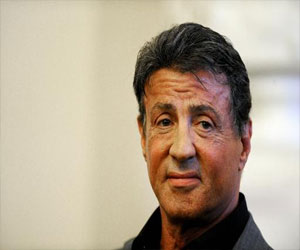   مصر اليوم - سيلفستر ستالون يعرض لوحات له في المتحف الروسي