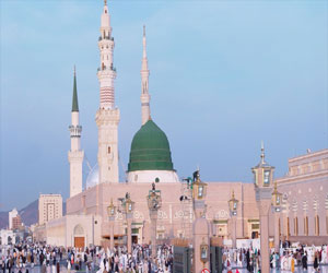   مصر اليوم - وصول قرابة مئتي ألف حاج إلى المدينة المنورة