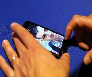   مصر اليوم - التطبيقات المخصصة للهواتف الذكية تعزز تشارك الصور وأشرطة الفيديو