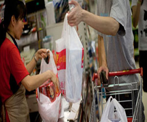   مصر اليوم - تحذير من استعمال الأكياس القابلة لأعادة الاستخدام لخطورتها على الصحة