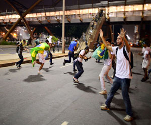   مصر اليوم - الشرطة البرازيلية تحتجز 90 متظاهرًا بعد احتجاجات عنيفة