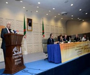   مصر اليوم - برنامج الاستثمارات العمومية رصد 10.000 مليار دينار للتنمية البشرية