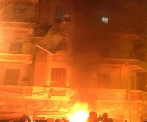   مصر اليوم - أشتباكات عنيفة بين الأهالي وأنصار الرئيس المعزول في محافظة البحيرة