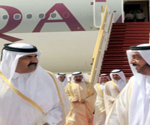   مصر اليوم - جلسة مباحثات بيين رئيس دولة الأمارات وأمير قطر