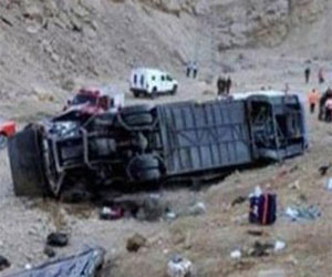   مصر اليوم - إصابة 2 ونجاة 41 من عمالة الحجيج في حادث تصادم في الغردقة