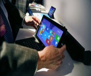   مصر اليوم - السماح باستخدام الاجهزة اللوحية على الطائرات الاميركية