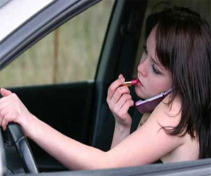   مصر اليوم - سيارات نصف نساء بريطانيا خزانة ملابس ثانية