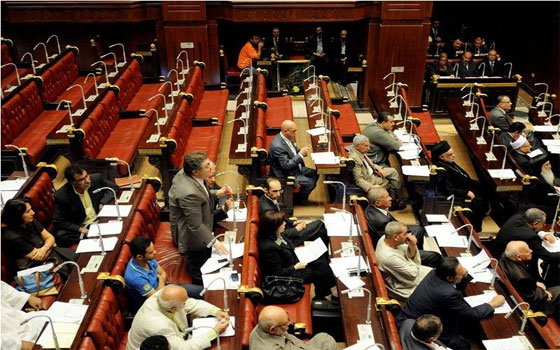   مصر اليوم - لجنة الخمسين لتعديل الدُّستور تعقد اجتماعًا لاستكمال المواد المتبقية