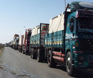   مصر اليوم - إدخال 30 شاحنة مواد بناء إلى قطاع غزة