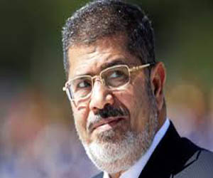   مصر اليوم - نقلُ مُرسي بعد المحاكمةِ إلي جهّةٍ سياديةٍ لتأميّنه