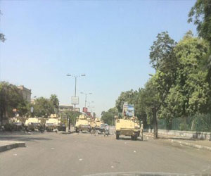 مصر اليوم - قوات الأمن تغلق ميدان النهضة أمام حركة مرور السيارات