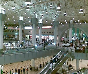 مصر اليوم - أمير الكويت يستقبل محافظ البصرة