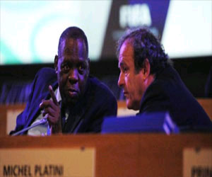   مصر اليوم - عيسى حياتو يُساند مونديال قطر ويدعو منتقديه للصمت