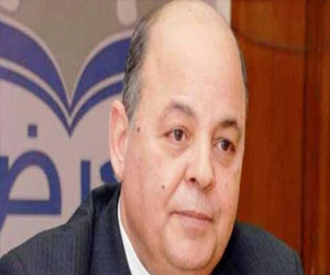   مصر اليوم - عرب يؤكد إهتمامه بإنشاء صندوق لرعاية المثقفين وإعادة هيكلة قطاعات الوزارة