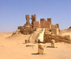   مصر اليوم - وفد هولنديّ يزور البعثة الأثريّة الأميركيّة في كوم أوشيم