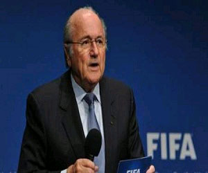   مصر اليوم - بلاتر يشارك في مؤتمر العلم وکرة القدم في طهران