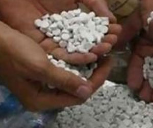   مصر اليوم - ضبط سائق بحوزته 219 ألف قرص مخدر قبل ترويجهم