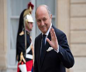   مصر اليوم - فابيوس وصول تعزيزات فرنسية قوامها 150 جنديًا الى كيدال