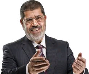   مصر اليوم - الداخلية تسمح لأسرة مرسي بزيارة استثنائية في سجن برج العرب