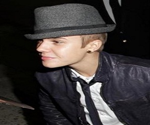   مصر اليوم - المغني جاستن بيبر يثير الفوضى في البرازيل