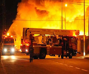   مصر اليوم - السَّيطرة على حريق في مطعم شهير في الغردقة