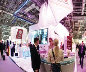   مصر اليوم - جناح أبوظبي للسياحة يشهد إقبالاً مميزًا في معرض سوق السفر العالمي