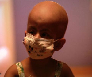   مصر اليوم - أمٌّ أميركية تنشئ جمعية لمساعدة مرضى السرطان بعد وفاة ابنها