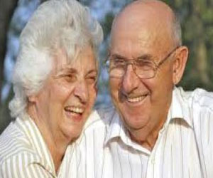   مصر اليوم - التحدث بلغة ثانية يساعد في تأخير خرف الشيخوخة