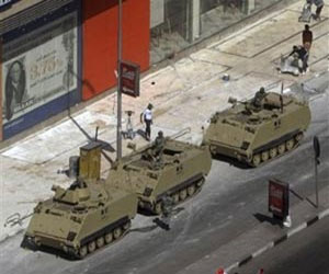 مصر اليوم - قوة من الجيش الليبي تنتشر في بنغازي لضبط الأمن فيها