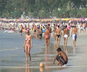   مصر اليوم - البحر الأحمر استقبلت 162 ألف سائح فى سبتمبر الماضي