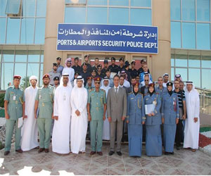   مصر اليوم - تخريج 3 دورات ب أمن المنافذ  في شرطة أبوظبي
