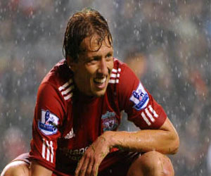   مصر اليوم - نابولي يسعى للتعاقد مع لاعب وسط ليفربول لوكاس لييفا