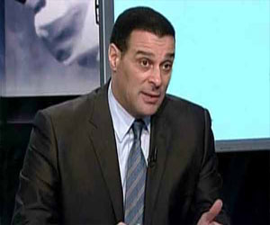   مصر اليوم - عبد الفتاح يكرم فاروق بإدارة نهائي كأس مصر بين الزمالك ودجلة