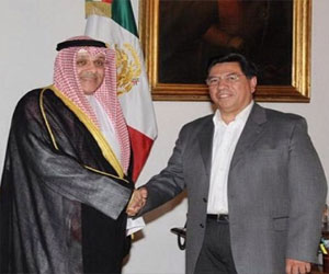   مصر اليوم - إفتتاح معرض اللوحات الفنية لطلاب متلازمة الدوان في المكسيك