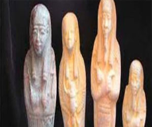   مصر اليوم - مصر تستعيد 90 قطعة أثرية كانت معروضة للبيع في القدس