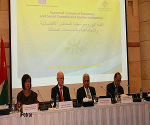   مصر اليوم - الجزائر تشارك في القمة الأورومتوسطية للمجالس الاقتصادية في برشلونة