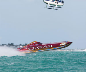   مصر اليوم - الزورق القطري الأدعم 96 يضع قدمًا ثابتًا نحو الفوز ببطولة العالم