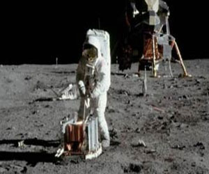   مصر اليوم - تأهل ثلاثة مصريين للمرحلة النهائية لمسابقة عالمية للصعود للفضاء