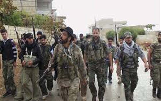   مصر اليوم - قصفُ مُحيّط مطار كويرس العسكري و الحر يفجرُ مقرًا حكوميًا في درعا