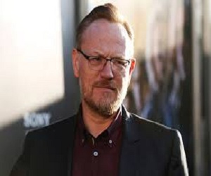   مصر اليوم - زواج نجم مسلسل رجال مجانين جاريد هاريس