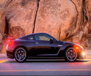 مصر اليوم - نيسان GTR ستدخل عالم السيارات الهجينة