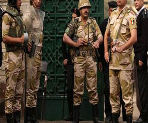   مصر اليوم - القبض على 3 من المُتطرّفين في أحد أكمنة قنطرة شرق