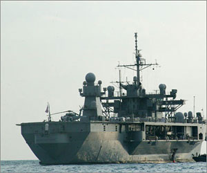   مصر اليوم - المدمرة الأميركية ماونت ويتني ترسو قبالة شواطئ جورجيا