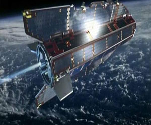   مصر اليوم - سقوط قمر صناعي أوروبي بفعل جاذبية الأرض دون أحداث إضرار