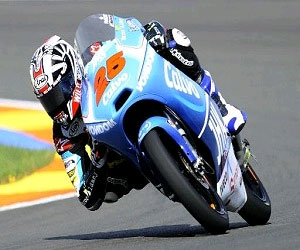 مصر اليوم - فيناليس بطلاً للعالم لفئة موتو 3