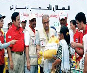   مصر اليوم - الهلال الأحمر توزع الكسوة على أطفال سيشل