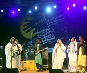   مصر اليوم - الدورة الرابعة لمهرجان فنون الأهقار بشراكة مهرجانات ثقافية وطنية